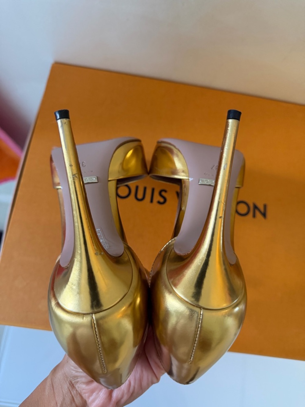 Gucci Metallic Gold Studded Pointed-Toe T‑Strap Stilettos - Picture 12 of 16